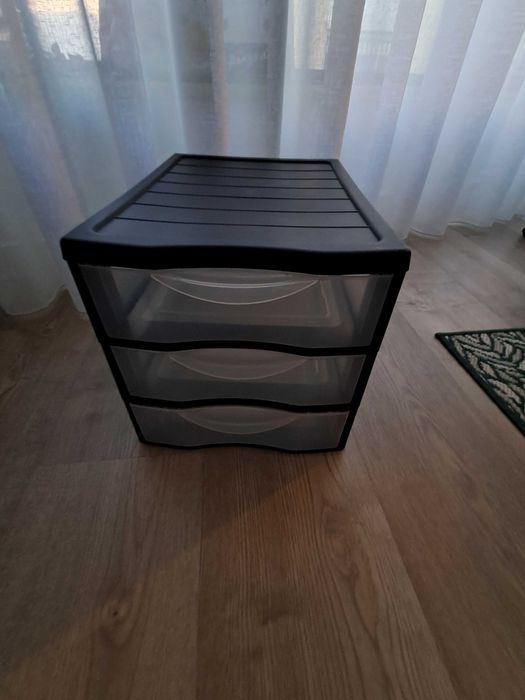 Módulo de arrumação preto com 3 gavetas