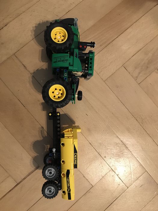 Lego Technic Traktor John Deere 42136