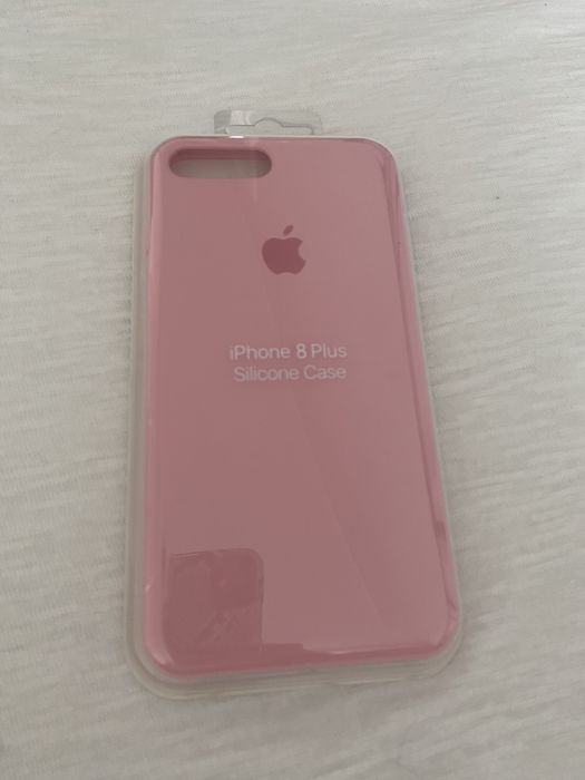 Tanio sprzedam dwa etui na iphona 8 plus