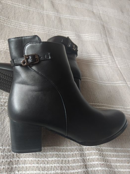 Botki Enplus 39 na klocku 5,5 cm • Nowe • Jesień/Zima • TikTok logo