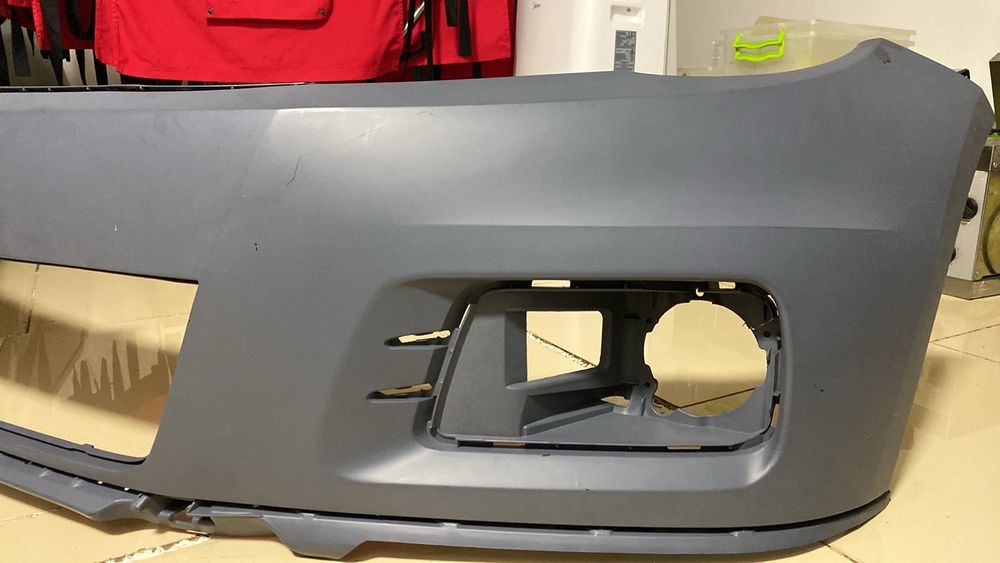 Бампер Фольксваген Тигуан новий