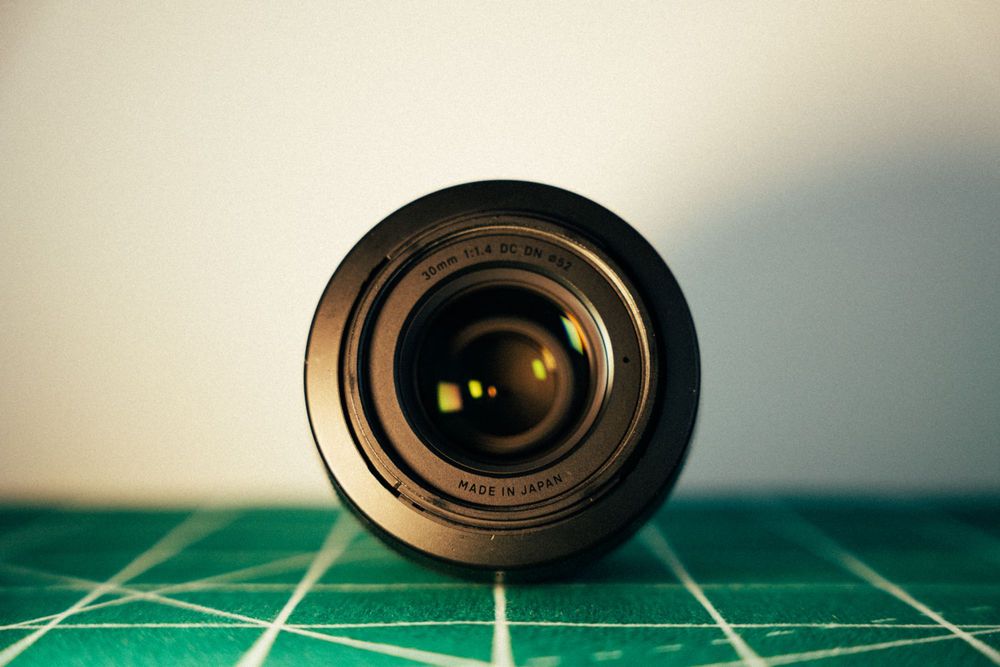 Objetiva Sigma 30mm F1.4 Sony E-Mount
