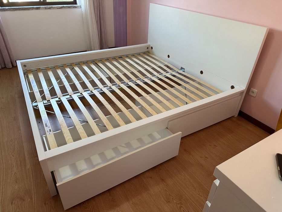 Cama casal como nova