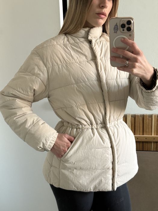 Жіноча утеплена куртка Massimo Dutti