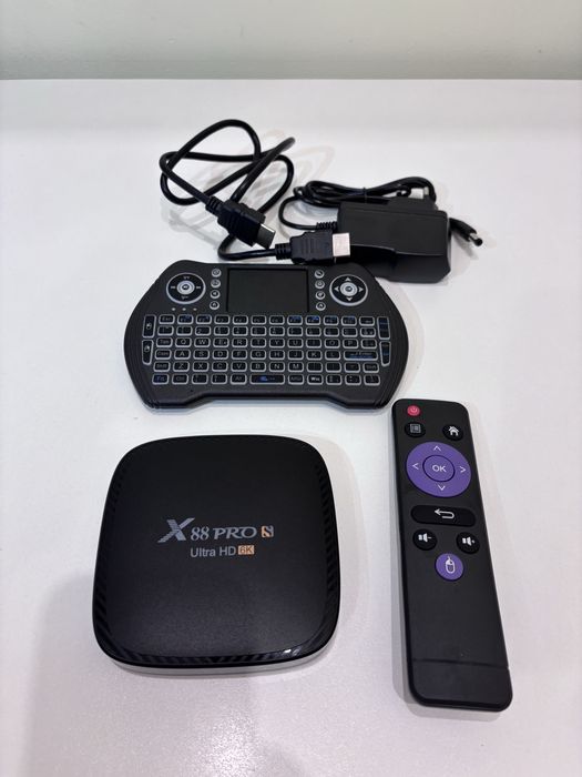 Смарт ТВ приставка X88 PRO S  Ultra HD6K  Android TV Box