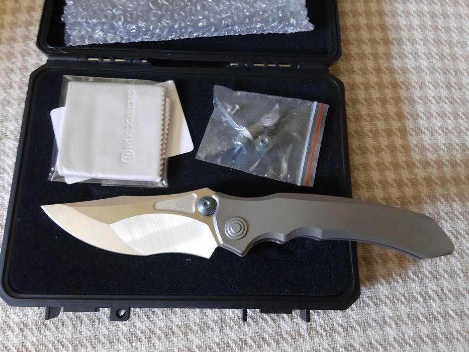 Maxace Sandstorm 2.0 Frame Lock Knife Smooth Titanium (4.6" Satin) M11