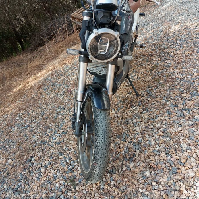 Super soco TC eléctrica