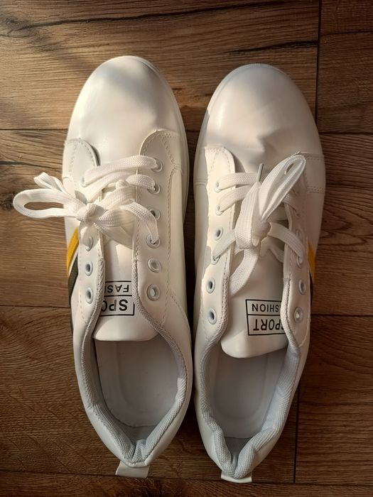 Buty sportowe  r.46