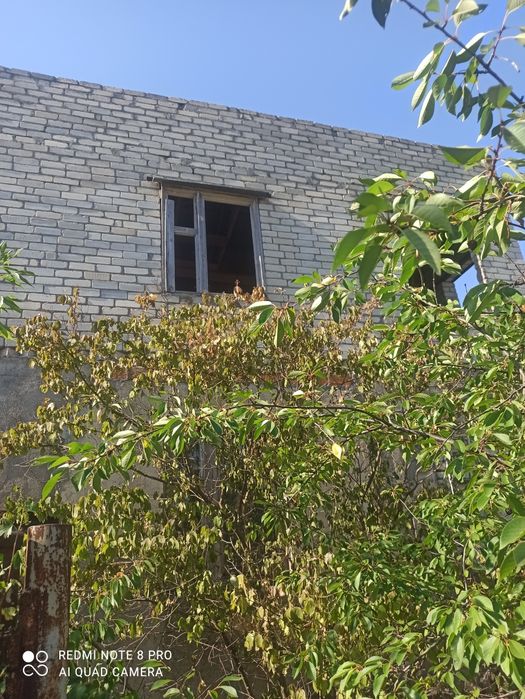 Участок с двухэтажным домом