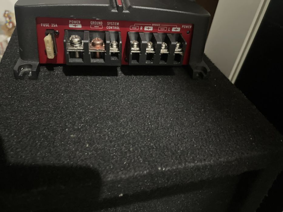 Pioneer Subwoofer com amplificador novos