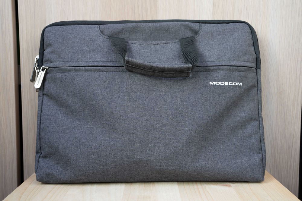 MacBook Air 13 2017 i5 Magic Mouse 2 plus gratisy 13,3 cala