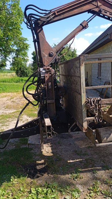 Приицеп лісовий з маніпулятором