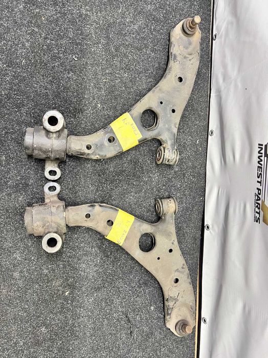 mazda cx5 kf   ричаг  Важіль  рычаг,кулак,цапфа,Оригінал в наявності