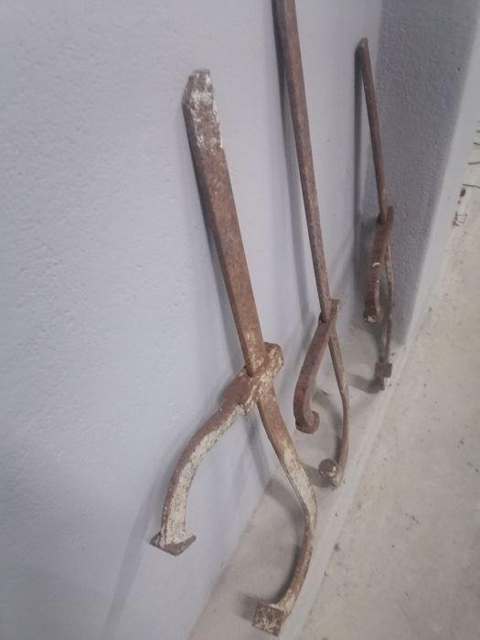 3 Grampos de Pedreiro -  Serrajuntas