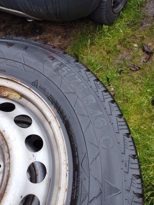 felgi stalowe opona  MERCEDES SPRINTER VW CRAFTER r 16 et 51