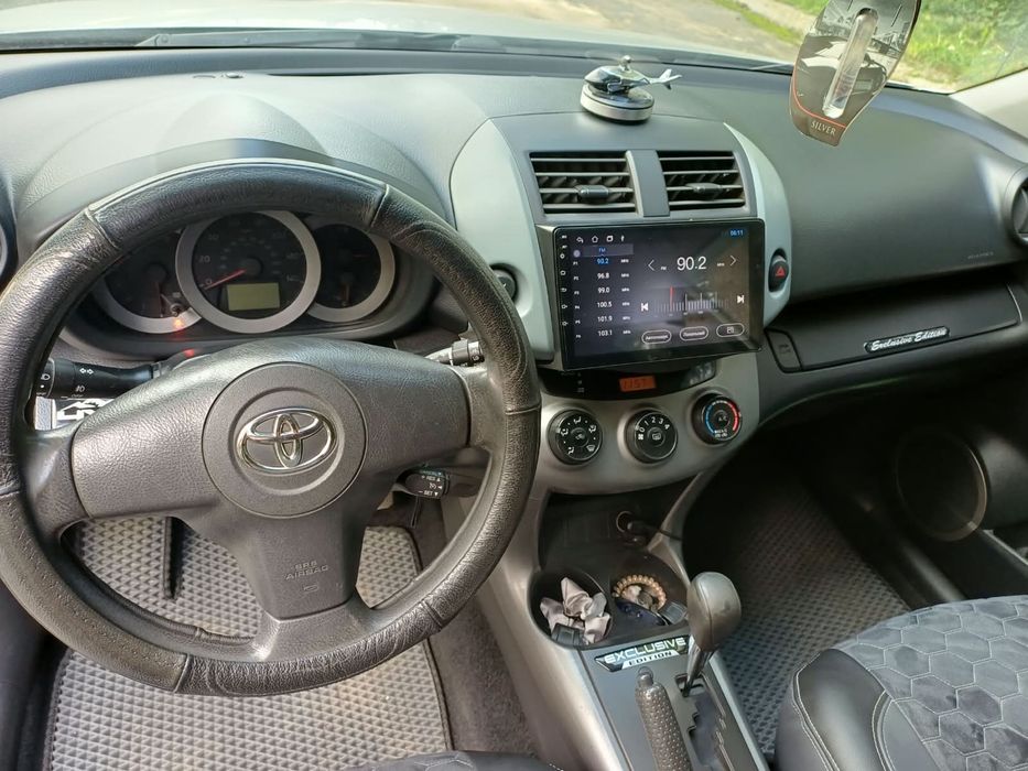 Tayota RAV4 2006