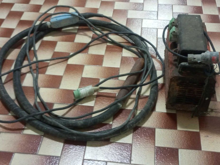 Conversor trifásico (vibrador para betão) FORT