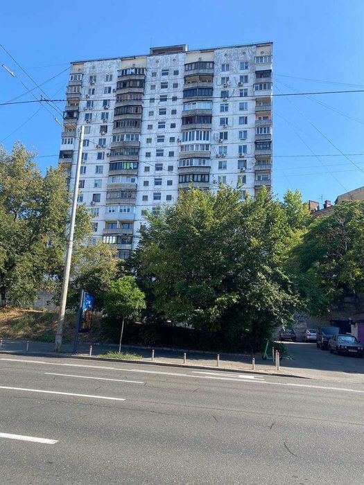Оренда 1 - кімнатноі квартири Саксаганського 54/56 / Центр