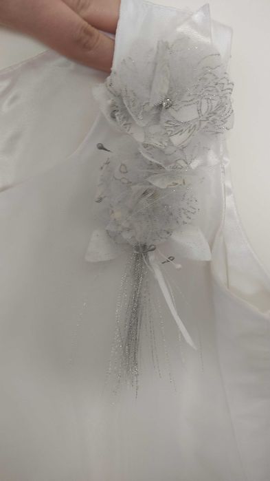 Vestido de menina - cerimônia cinza com tule, novo