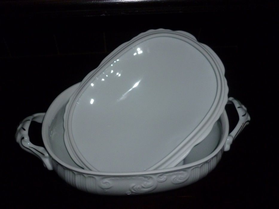 Serviço ou conjunto de loiça porcelana Vista Alegre anos 60