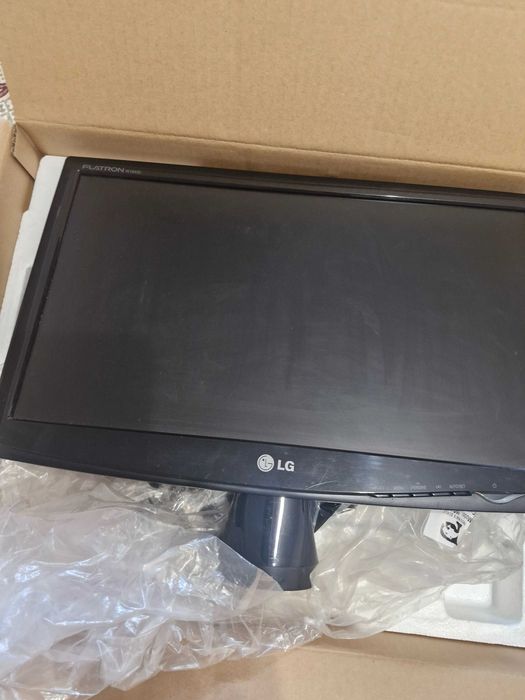 продам монітор LG FLATRON