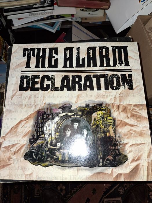 Sister sledge Los Lobos Alarm elton john Jacques Brel lote