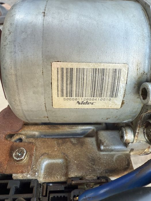 Рулевая колонка Nissan Leaf 2013р