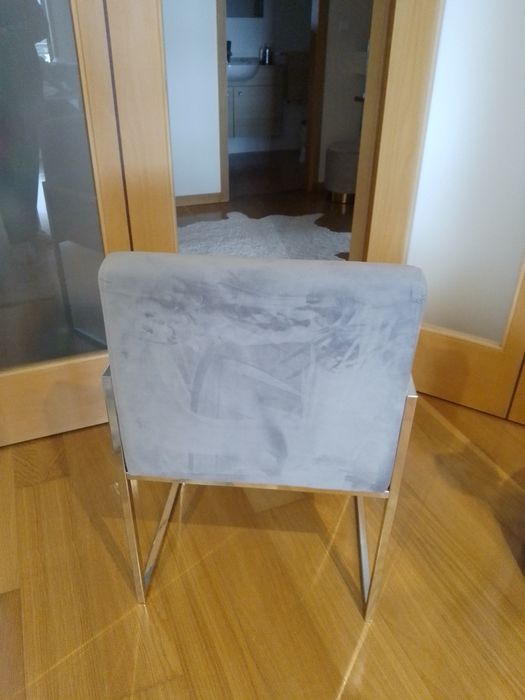 Cadeira como nova em aço inox