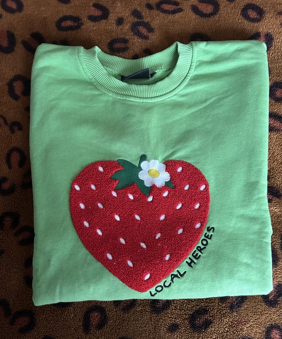 Bluza Local Heroes z truskawką
