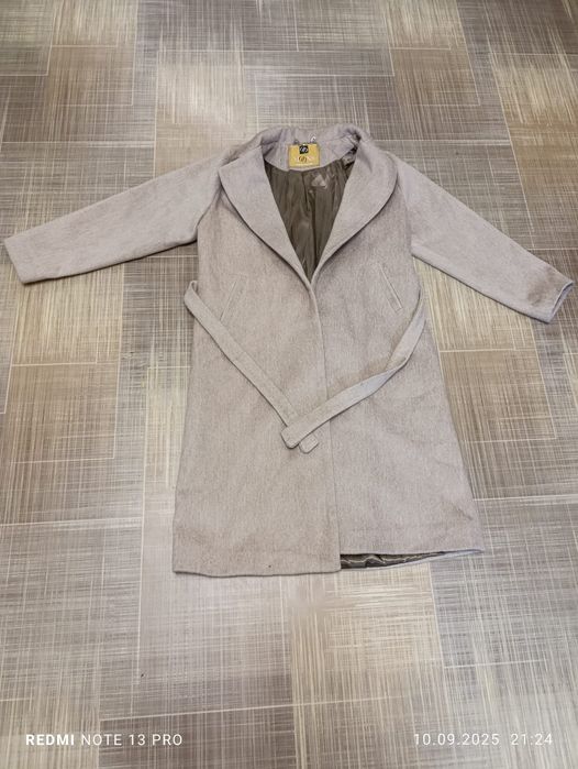 Продам кашемировые женское пальто