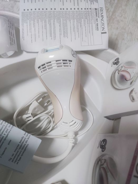 Фотоепілятор REMINGTON i-LIGHT Prestige IPL6750