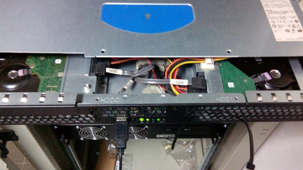 Сервер Intel Xeon E5503 2.0 ГГц / DDR3 8Gb / HDD 1 Tb / Intel 1U