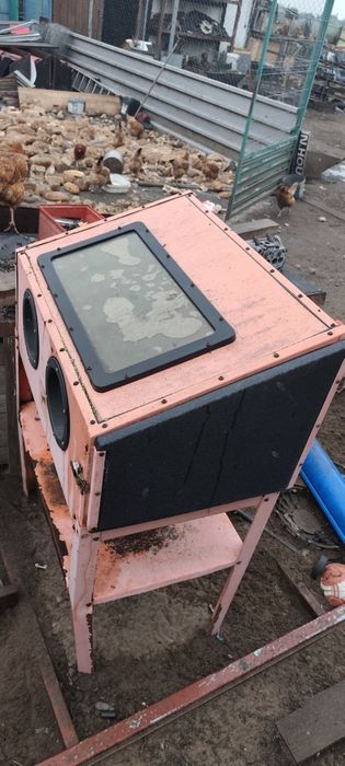 Piaskarka kabinowa 250 L