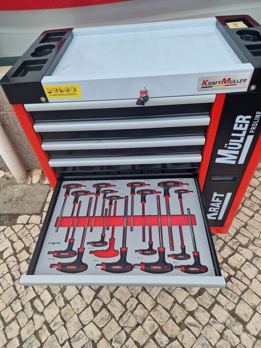 Carrinho de ferramenta de 8 gavetas 7 completas novo entrego em mãos p