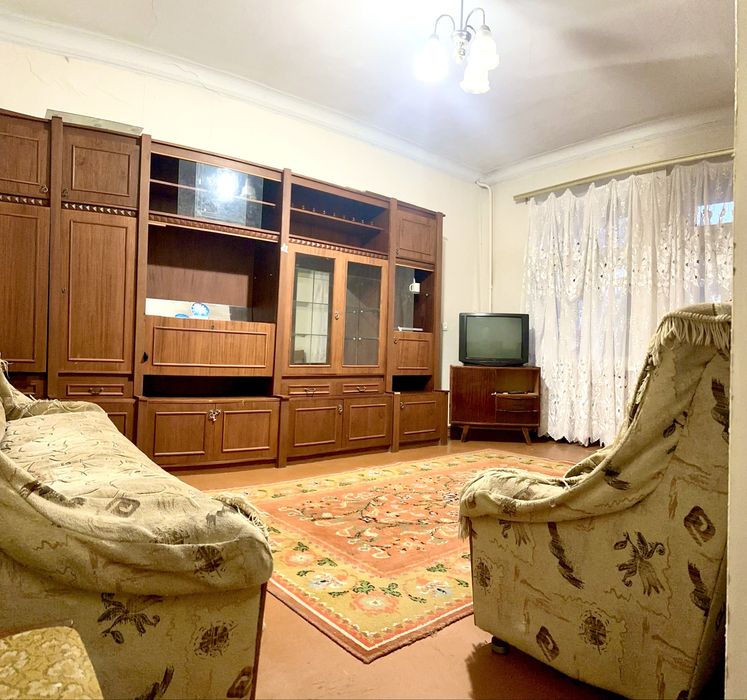 Аренда 2-х сталинка, ул Кропивницкого, 54, 3/3