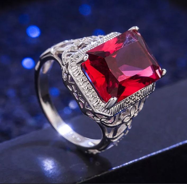 Кольцо серебро.  17.5  18.5.  19.   20