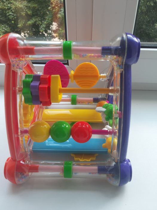 Іграшка- брязкальце дитяче