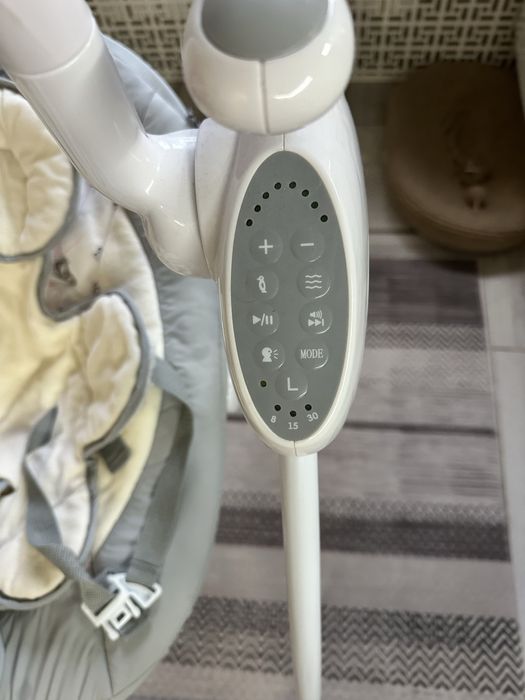 Дитяче крісло-гойдалка Mioobaby Impulse