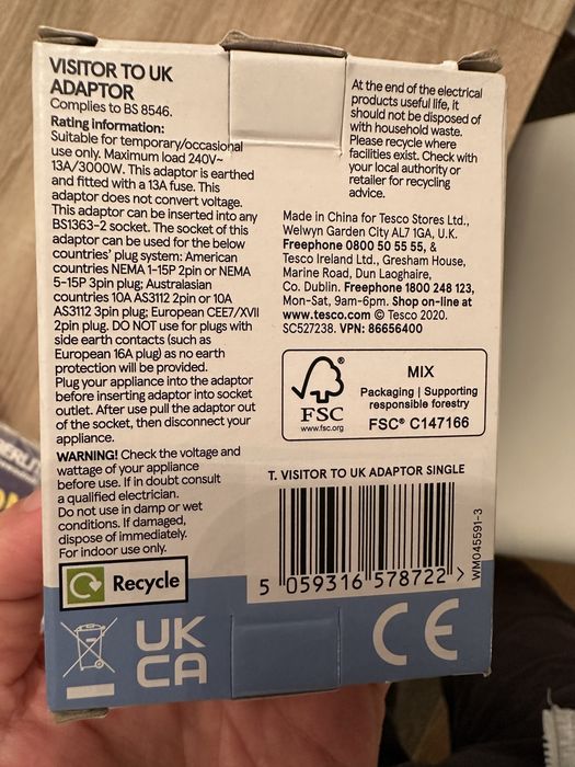 Adapter przejściówka uniwersalna z wtyczką UK
