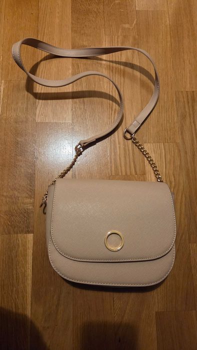 Torebka damska kolor beżowy.