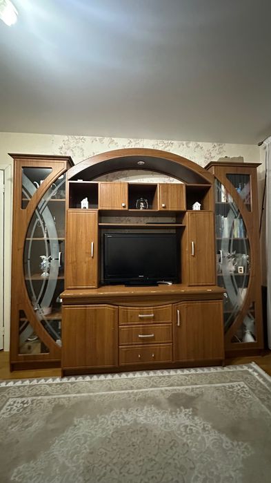 Стінка у вітальню