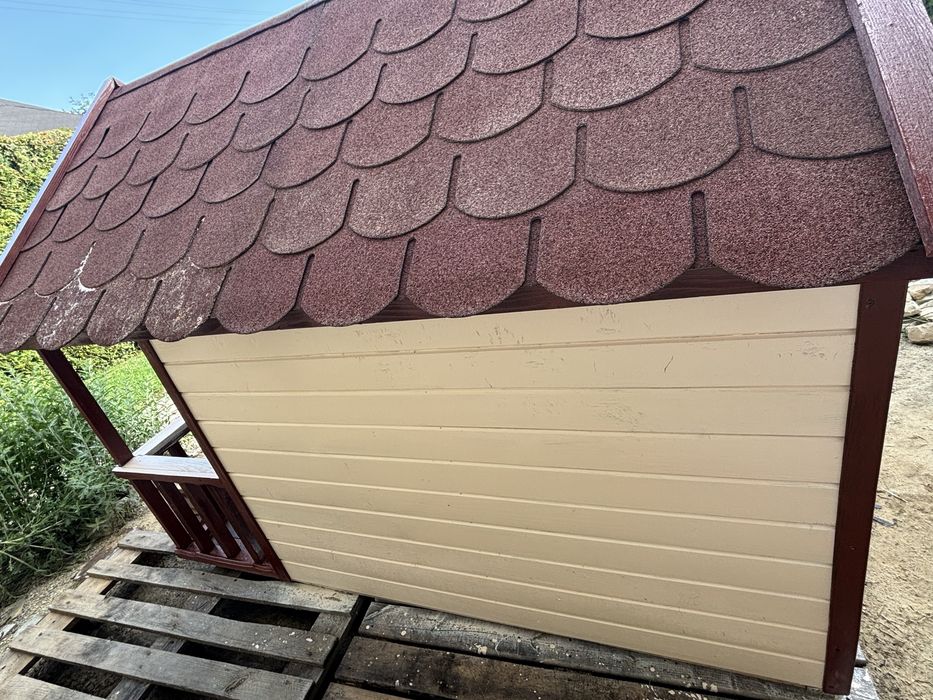 Drewniamy domek do Ogrodu dla dzieci .