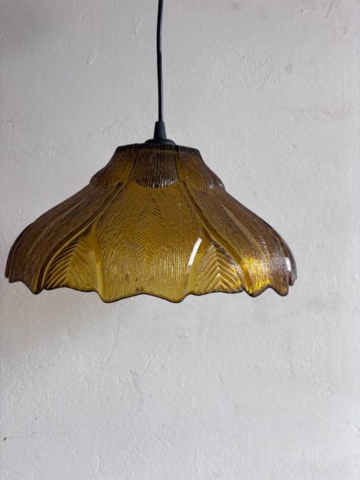 lampa wisząca retro prl miodowa