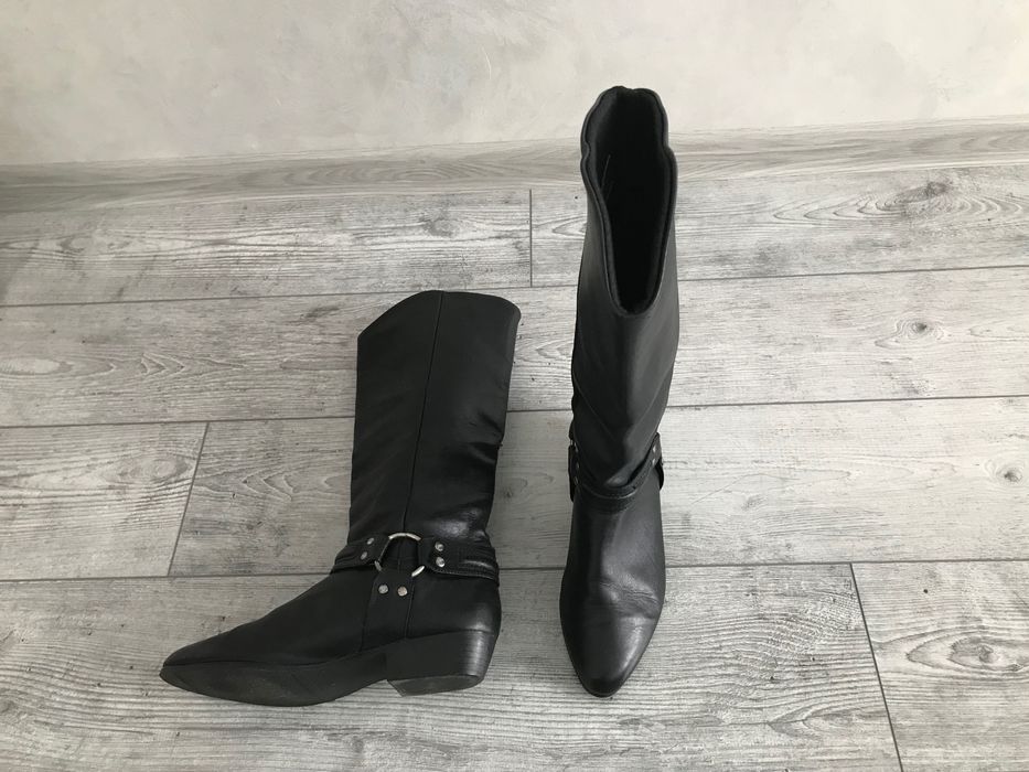 Стильні Казаки шкіряні на вузьку ніжку