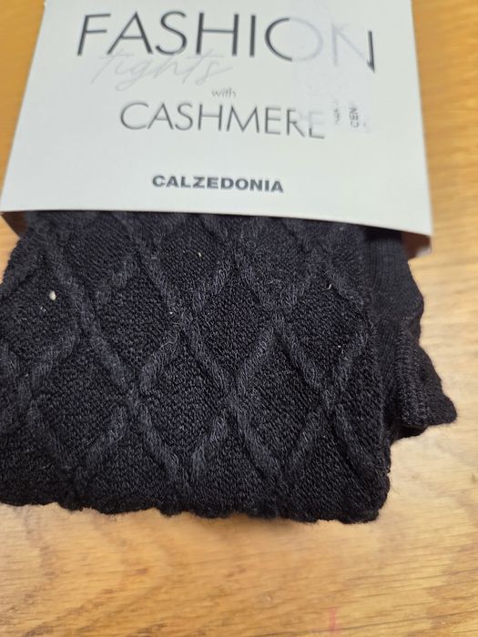 Czarne rajstopy calzedonia cashmere m/l romby z kaszmirem