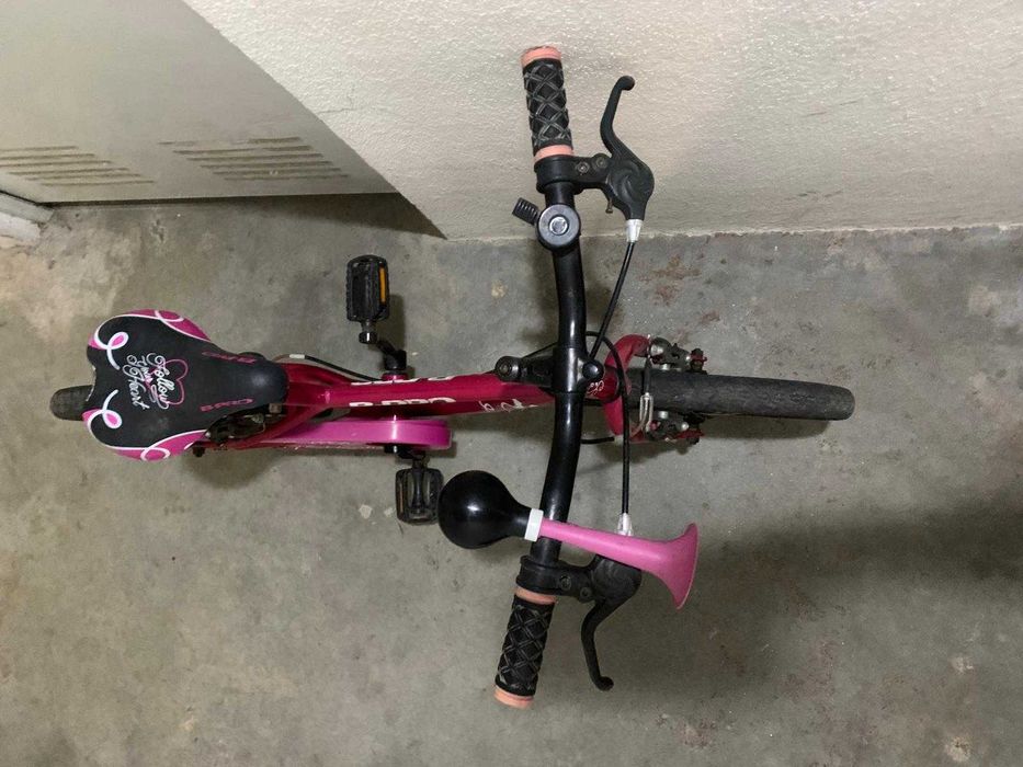 Bicicleta criança rapariga