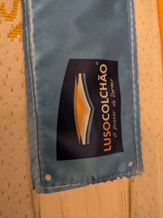 Cama de ferro solteiro com colchão