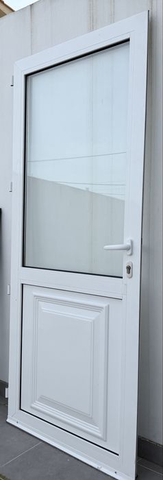 Porta de alumínio, vidro duplo - exelente estado