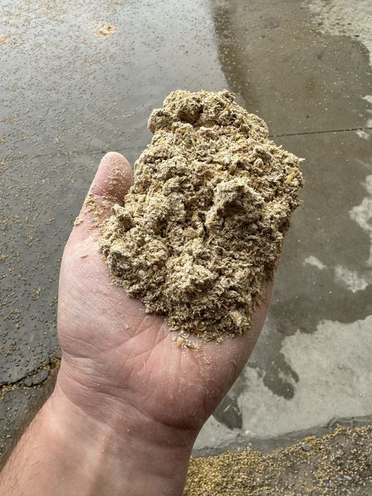 Корм для худоби: грис, мучка