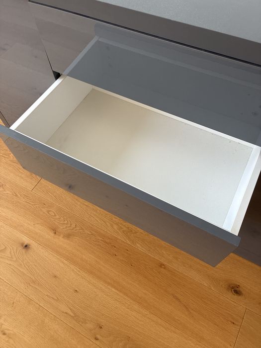 Komoda szara połysk